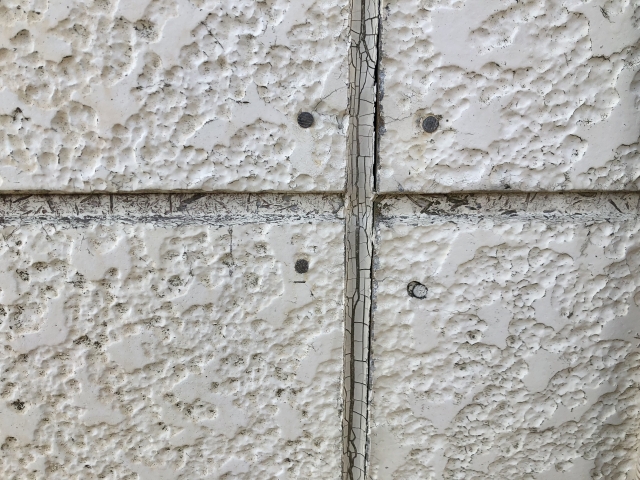 コラム シーリング